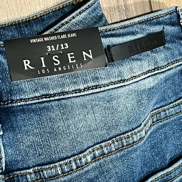 Risen Vintage Washed Flare Jeans 31 / 13 NWT - Picture 4 of 4